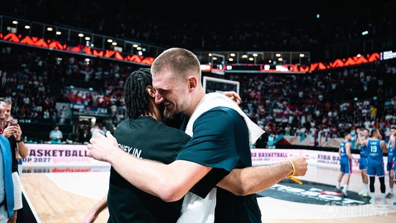 约基奇：NBA里某些人会刷数据，但在欧洲赢球才是最重要的