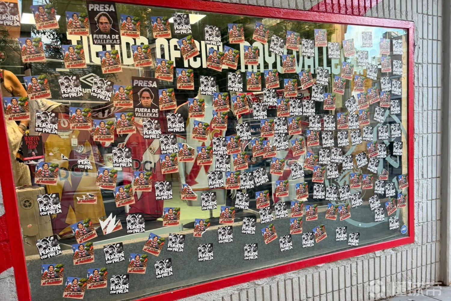 巴列卡诺官方：球场外立面遭破坏，将采取法律行动