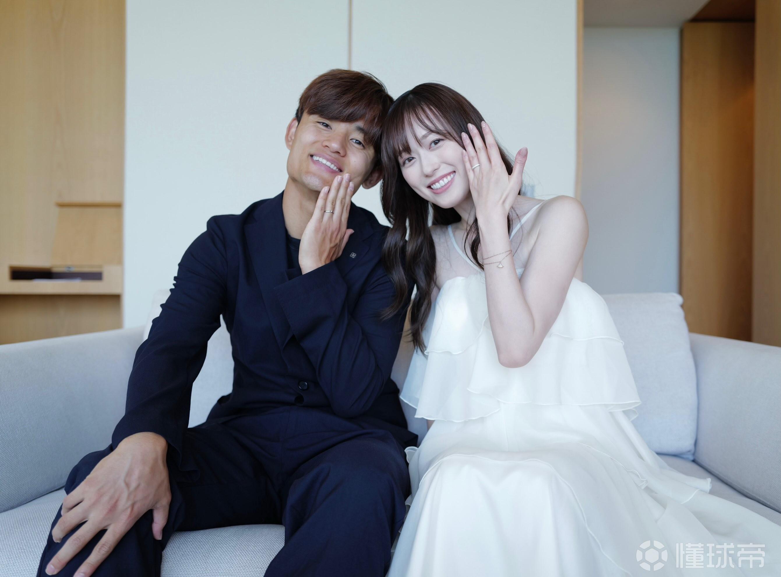恭喜，久保建英和演员女友福原遥宣布结婚