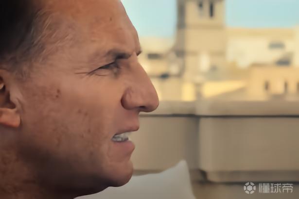 罗杰斯：我是开车回家途中接到利物浦电话，通知被俱乐部解雇