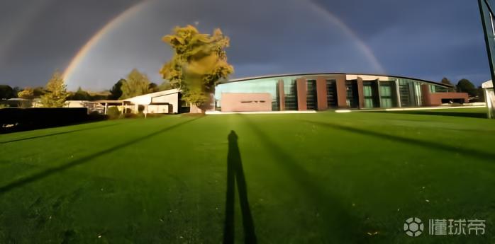 英媒：切尔西就扩建科巴姆基地与区议会展开磋商