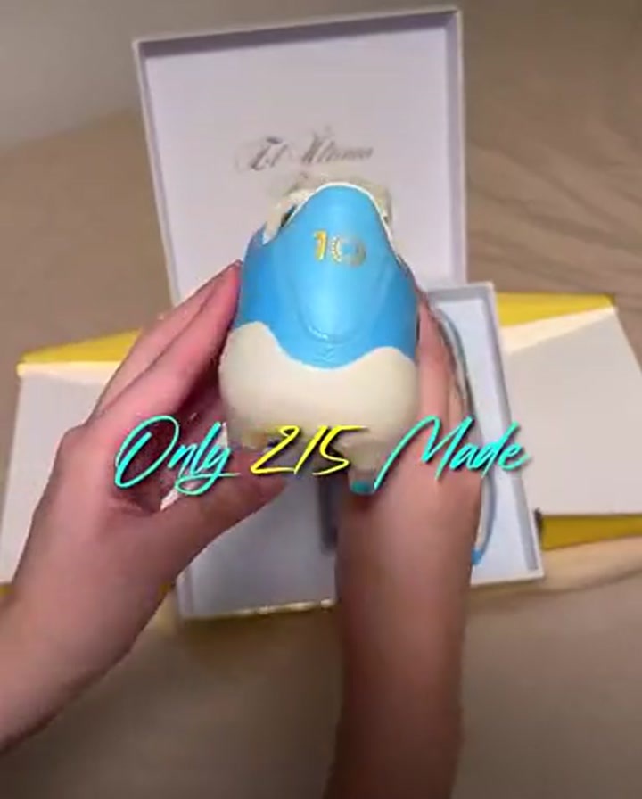 全球限量215双️！开箱梅西限量典藏版球鞋