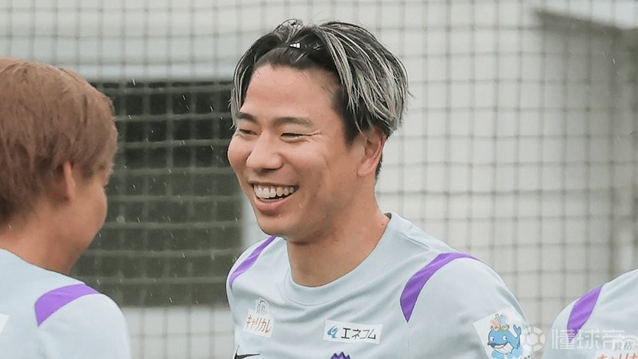 森保一：浅野拓磨踢过五大联赛，望他助J联赛更接近世界水平