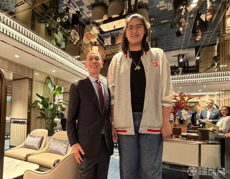 媒体人：张子宇将于明年参加WNBA选秀，目标是前七顺位或首轮