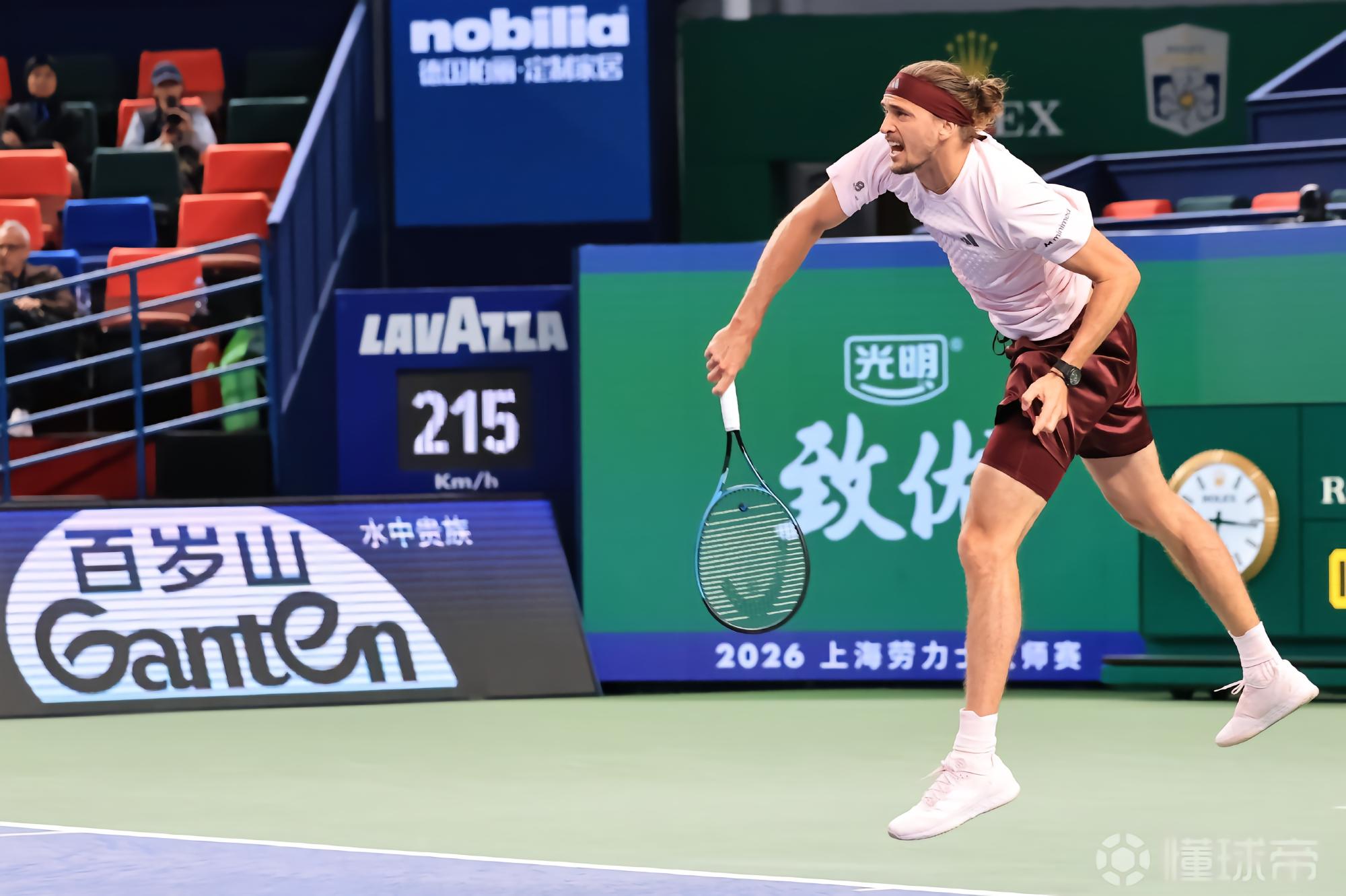 兹维列夫2-0战胜德米纳尔，晋级上海大师赛半决赛将战弗基纳