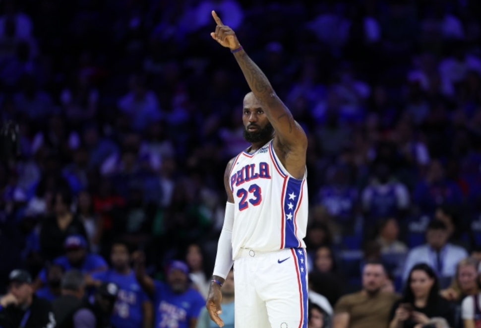 NBA常规赛今日开打！76人掀翻卫冕冠军 詹姆斯14+9+7