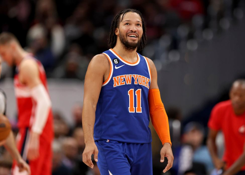 近两个赛季布伦森已6次季后赛单场得分40+，位列NBA球员第一多