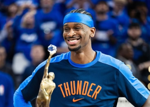 你俩也认识？维尼修斯社媒祝贺SGA夺得常规赛MVP