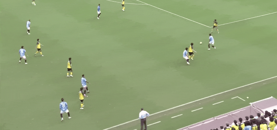 ⚡铃木武藏禁区外突射冷箭，皮球窜入死角，横滨FC 1-0柏太阳神